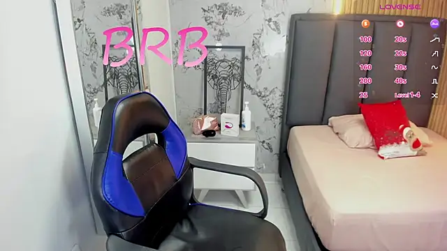 SUZETMONACO online show from December 16, 7:41 pm