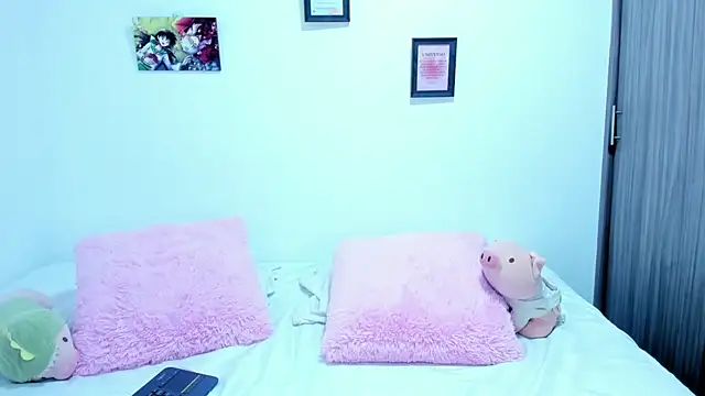 Agataowens online show from November 6, 1:28 am