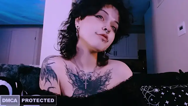 NaughtyLittleFox online show from March 13, 4:30 am