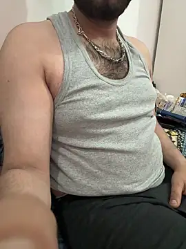 Snapshot of Samarth_0081 chatting on February 1, 9:35 pm Samarth 0081 online show from February 1, 9:35 pm