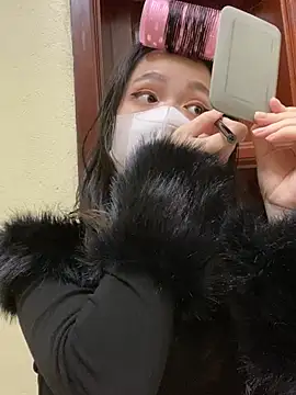 minmin2kk5 online show from January 7, 1:46 pm