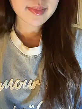 minmin2kk5 online show from July 15, 3:39 pm