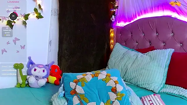 Littlerouse  online show from March 18, 8:03 am