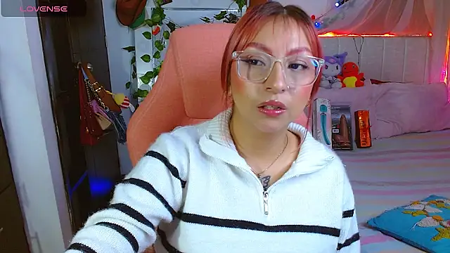 Littlerouse  online show from March 28, 8:25 am