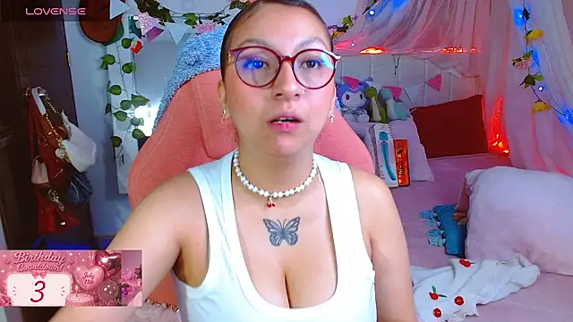 Littlerouse  online show from July 10, 7:23 am