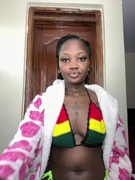 Snapshot of Queen_Arnah254 chatting on May 7, 9:58 am Queen Arnah254 online show from May 7, 9:58 am
