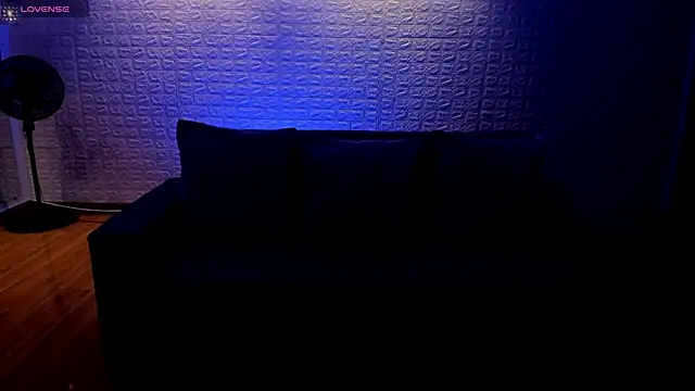 violet scott online show from February 26, 10:47 am