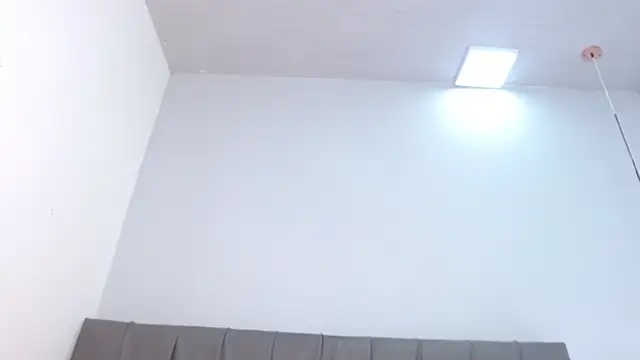 Cherllynn online show from December 17, 6:09 pm