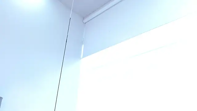 Cherllynn online show from December 18, 2:06 pm