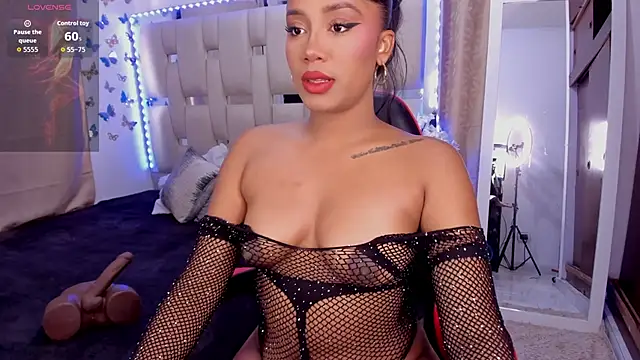 BrianaRichardson1414 online show from November 14, 5:55 pm