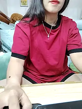 Snapshot of cream1299 chatting on December 1, 9:03 am cream1299 online show from December 1, 9:03 am