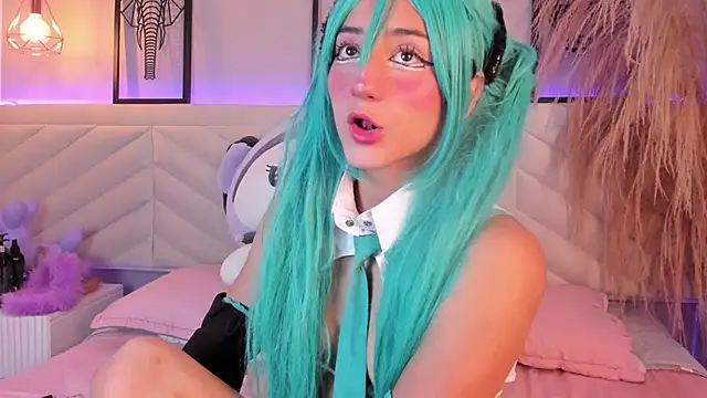 miia  baker online show from February 5, 1:11 pm