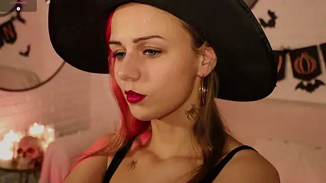 Snapshot of Wendy_D0ll chatting on October 25, 9:31 pm Wendy D0ll online show from October 25, 9:31 pm