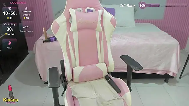 Snapshot of Yuli_16 chatting on March 19, 3:40 pm Yuli 16 online show from March 19, 3:40 pm