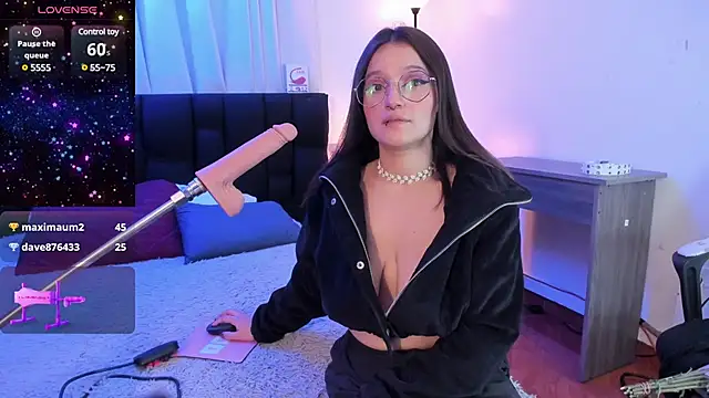 Elecktra sweet online show from March 8, 10:45 pm