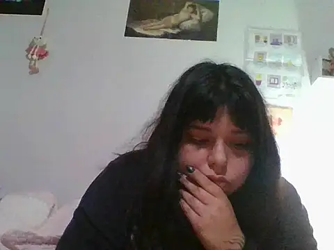 Snapshot of scarletttlove chatting on June 12, 1:15 am scarletttlove online show from June 12, 1:15 am