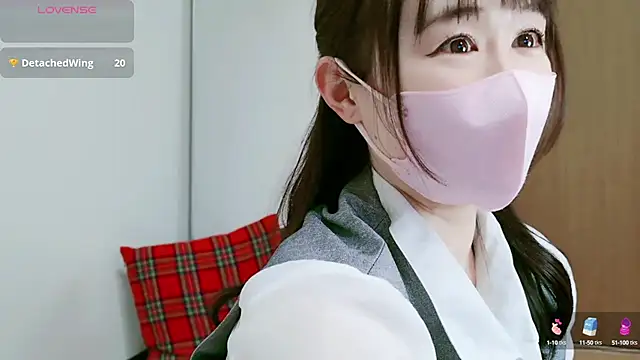 aaanyan online show from December 2, 1:35 pm