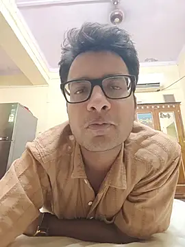 Snapshot of Daddy_HA chatting on May 8, 10:20 am Daddy HA online show from May 8, 10:20 am