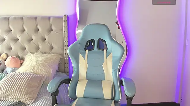 Violet Rost online show from January 9, 2:07 pm