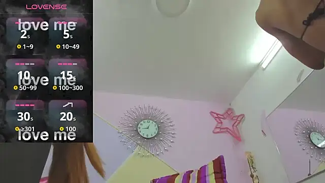 Tiffany Valentine15 online show from October 31, 6:53 pm