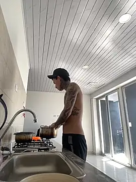 Herem369 online show from December 15, 3:05 pm