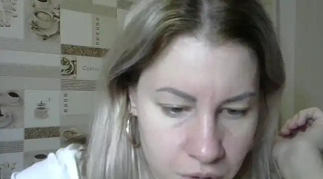 TherestlessKitty online show from January 13, 7:00 am