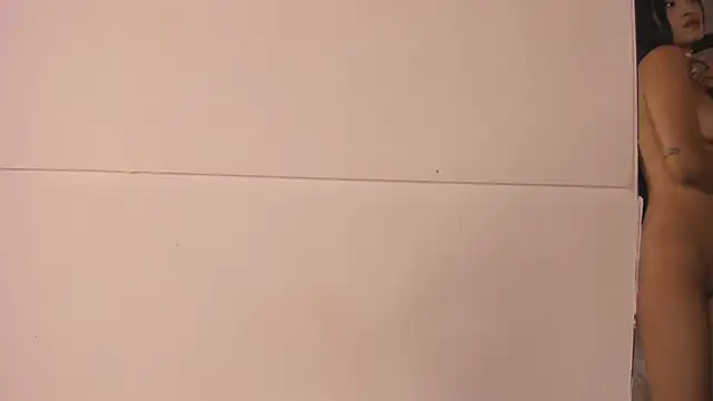 Karoll014 online show from April 17, 11:35 am