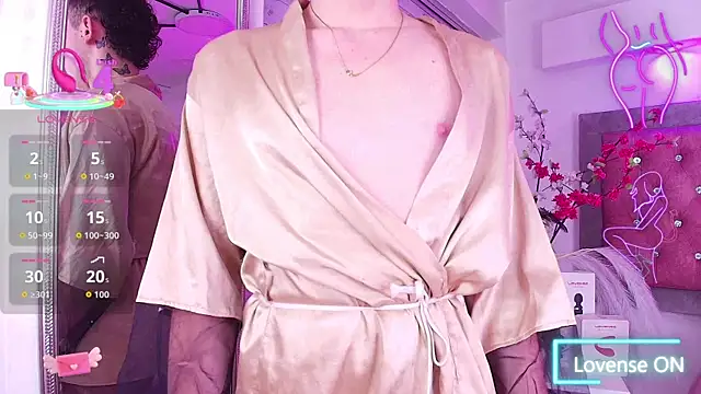 Tayzon Foxxx online show from September 9, 12:48 pm