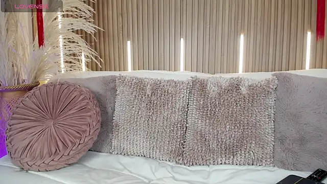 Tayzon Foxxx online show from April 22, 8:32 pm