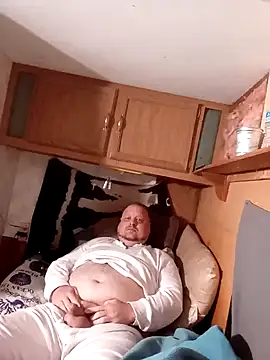 Snapshot of tjmacksjr chatting on March 17, 4:19 am tjmacksjr online show from March 17, 4:19 am