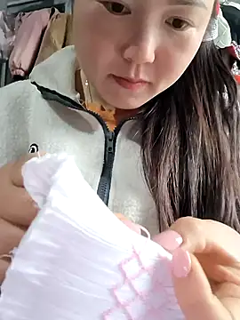 Sweetlove 77 online show from January 2, 3:37 am