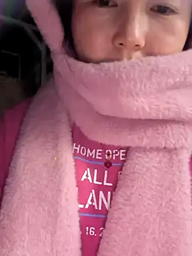 Sweetlove 77 online show from January 8, 9:00 am