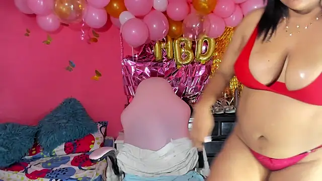 ivy roosx online show from April 22, 1:41 am