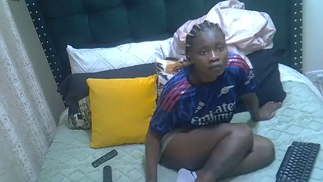 Snapshot of jeyberrie chatting on May 16, 11:09 am jeyberrie online show from May 16, 11:09 am