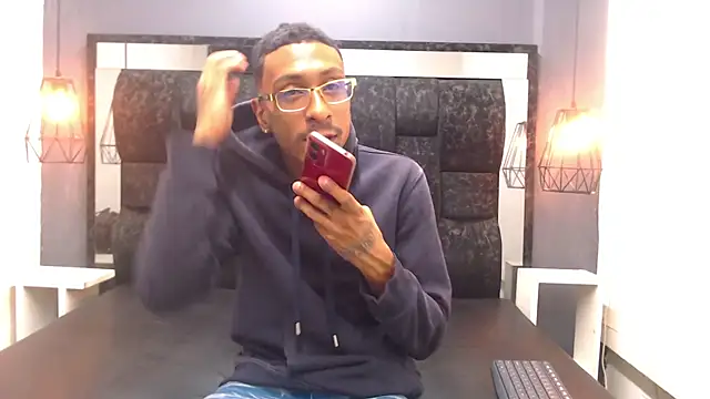 Jose Smoke online show from November 12, 4:02 am