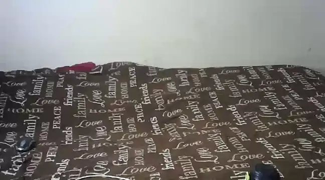 Snapshot of ebonyangie chatting on December 25, 5:58 pm ebonyangie online show from December 25, 5:58 pm