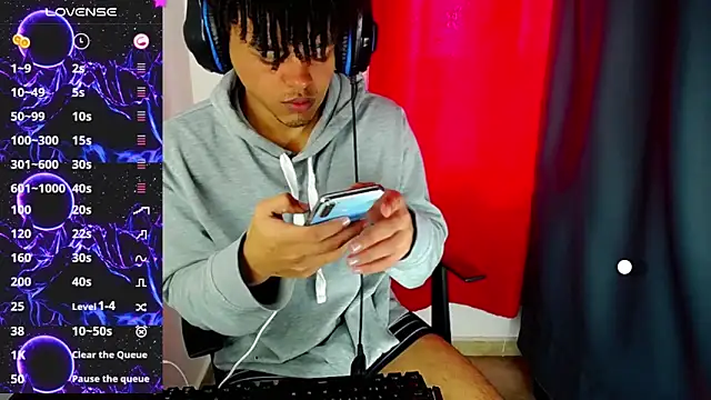 Snapshot of Ares_ttoter chatting on January 8, 2:14 pm Ares ttoter online show from January 8, 2:14 pm