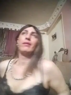 ingishemale1 online show from February 27, 12:43 am