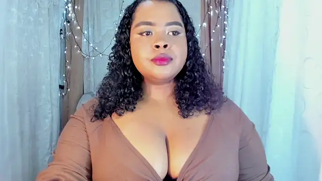 Snapshot of Ana_off_alana chatting on April 28, 10:37 pm Ana off alana online show from April 28, 10:37 pm