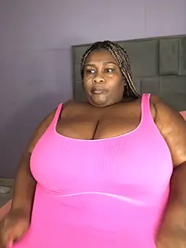 Snapshot of bustytitsxxx chatting on October 8, 3:59 am bustytitsxxx online show from October 8, 3:59 am