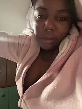 Goddess Nafeesha online show from November 14, 4:17 pm