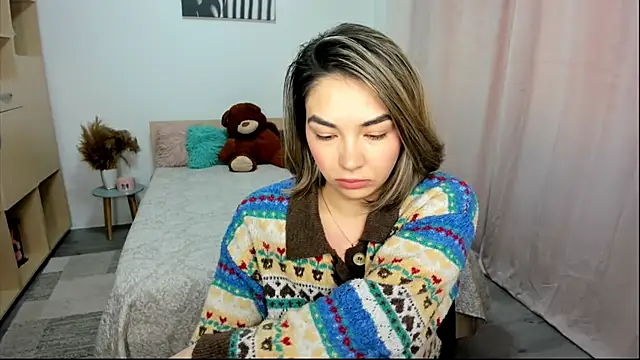 Alexa Dolly12 online show from April 17, 8:17 am