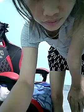 Lonalysexy online show from March 2, 8:32 am