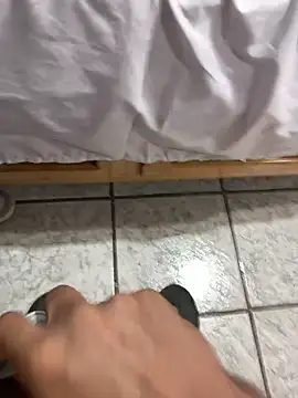 Snapshot of paco110396 chatting on March 7, 10:18 pm paco110396 online show from March 7, 10:18 pm