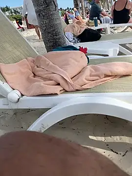 Snapshot of paco110396 chatting on March 15, 3:18 pm paco110396 online show from March 15, 3:18 pm