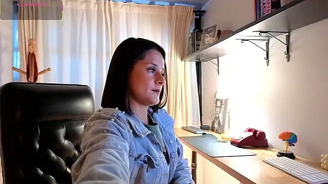 Alice milf  online show from November 27, 11:12 am