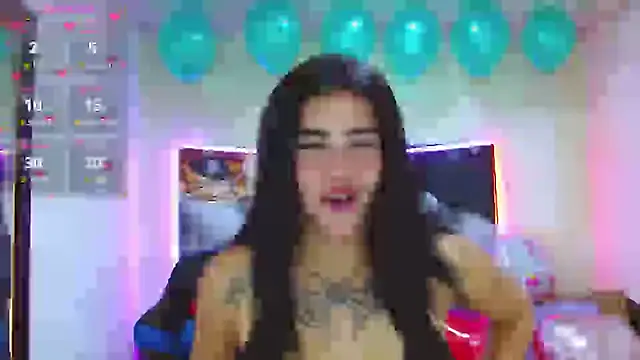 Snapshot of _luna_torres chatting on February 11, 1:09 pm  luna torres online show from February 11, 1:09 pm