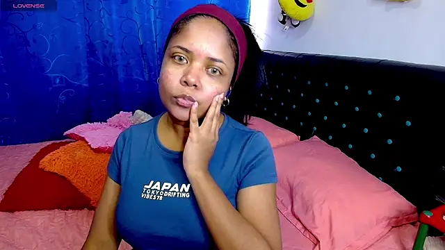 Melikasweetz online show from April 18, 5:17 pm