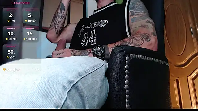 Snapshot of ren_stipee chatting on March 12, 3:35 am ren stipee online show from March 12, 3:35 am