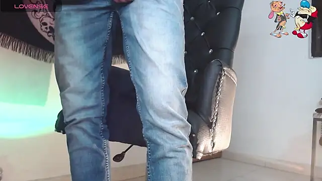 Snapshot of ren_stipee chatting on September 25, 11:08 pm ren stipee online show from September 25, 11:08 pm